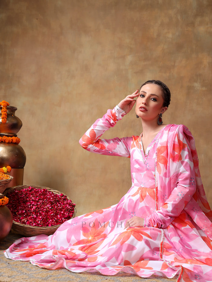Pastel Pink Floral Printed Georgette Anarkali Set With Scalloped Edge
