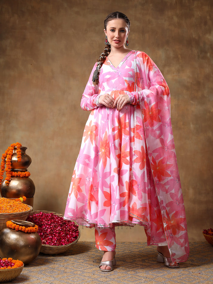 Pastel Pink Floral Printed Georgette Anarkali Set With Scalloped Edge