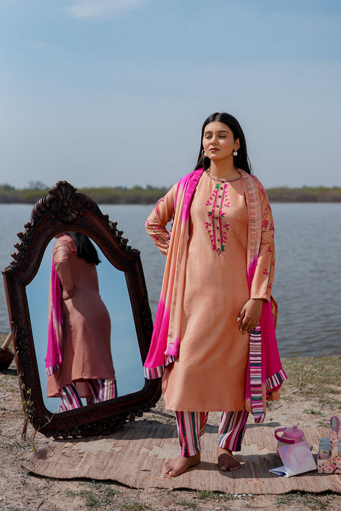 <img> Peach And Pink Cotton Kurta Set With Hand Embroidery