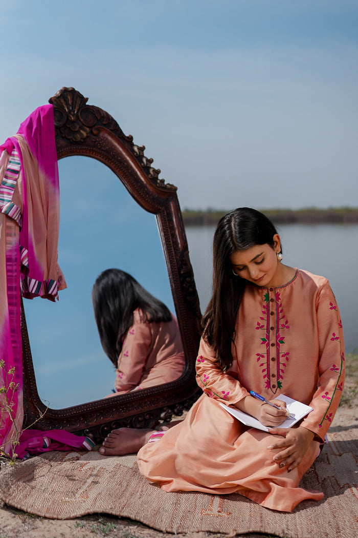 <img> Peach And Pink Cotton Kurta Set With Hand Embroidery