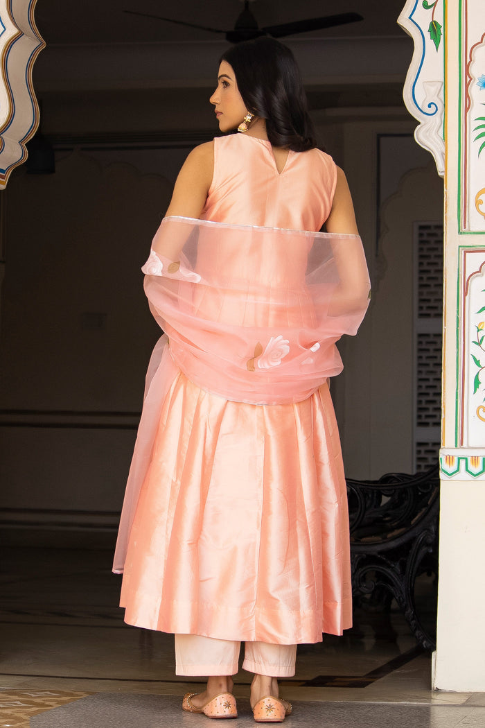 <img> Peach Taffeta Silk Suit Set With Floral Prints