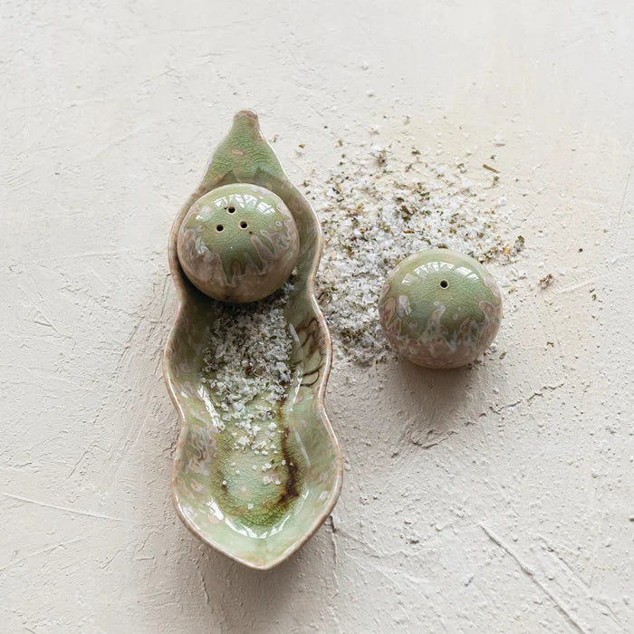 Peas in a Pod Salt & Pepper Shaker - Madison's Niche