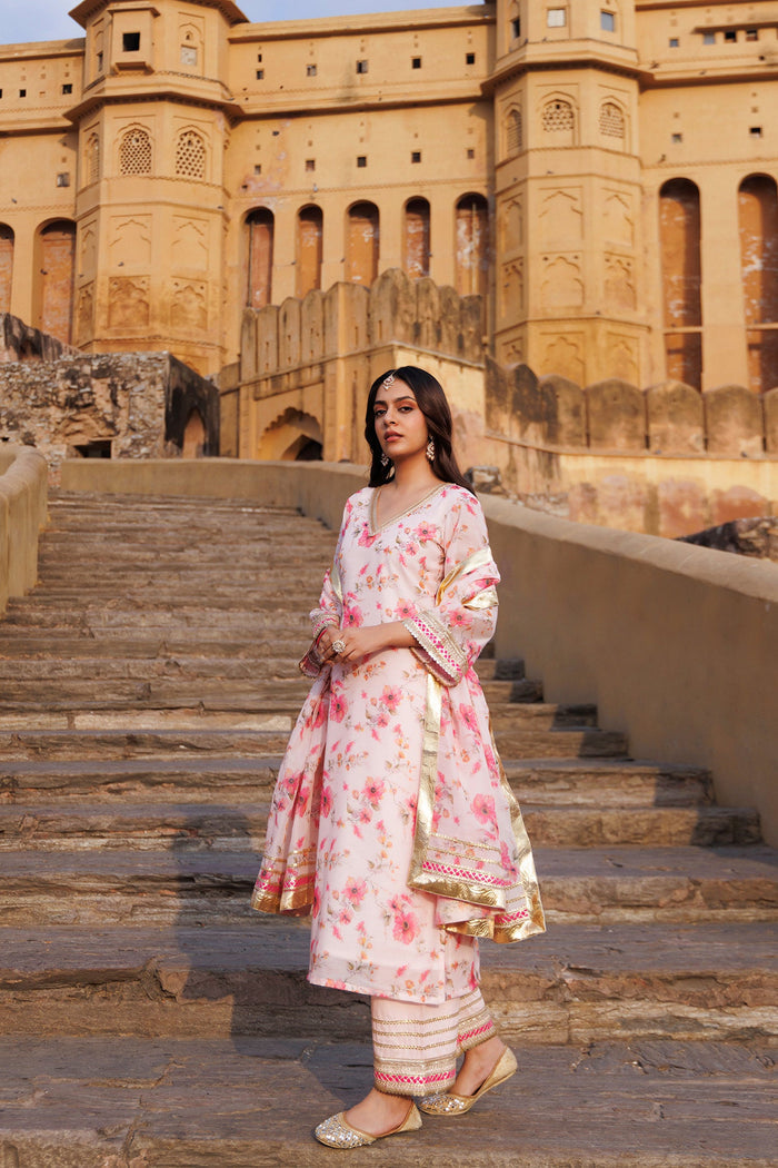 Pink Chanderi Kurta Set With Prints And Lace Work