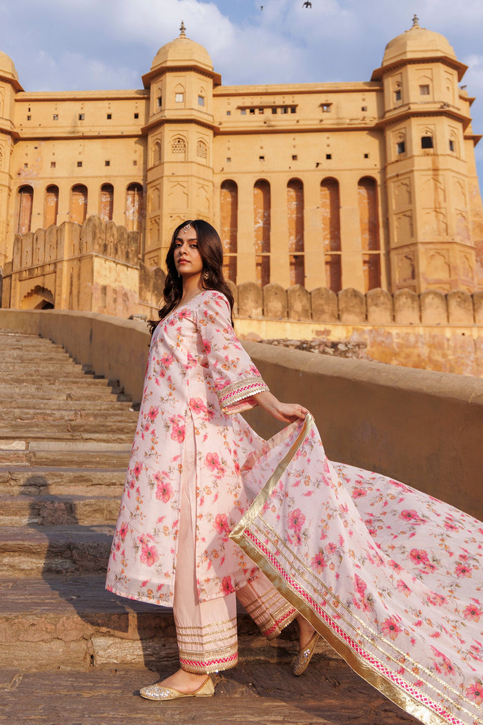 Pink Chanderi Kurta Set With Prints And Lace Work