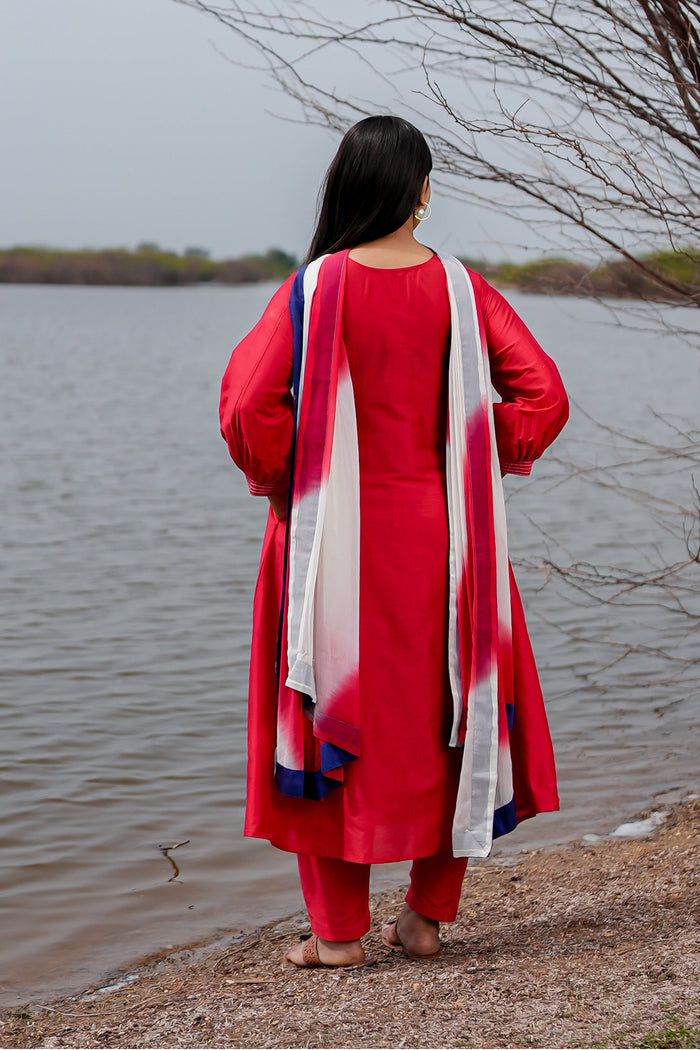 <img> Red And Blue Cotton Kurta Set With Hand Embroidery