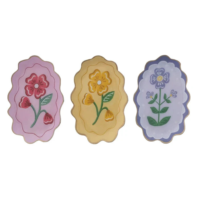 Scalloped Flower Tray - Madison's Niche