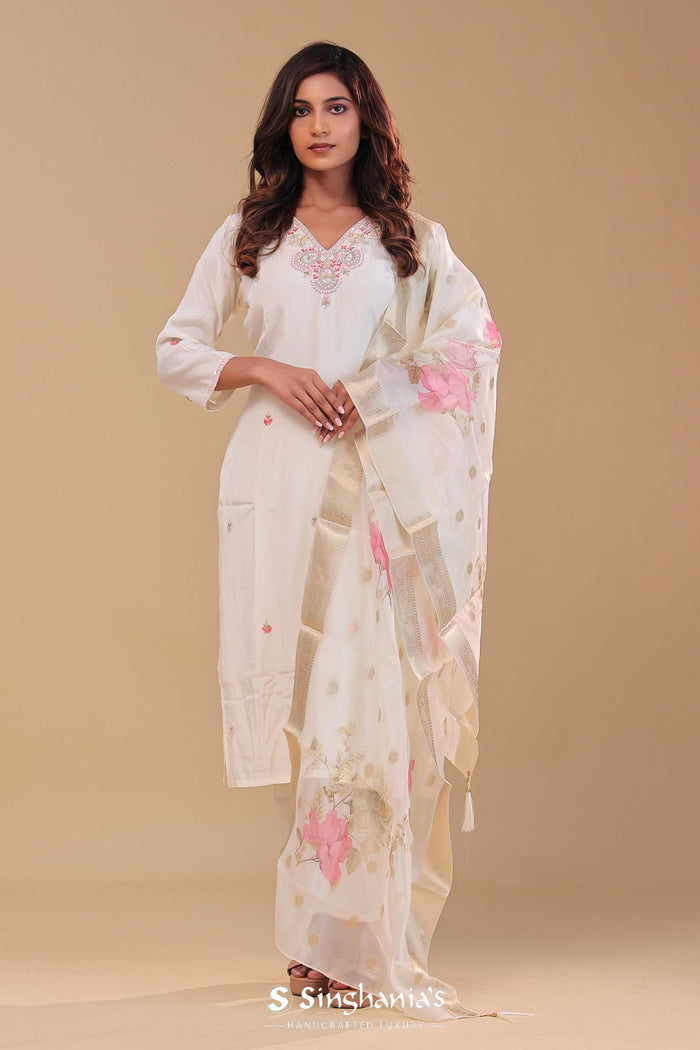 <img> Simple White Chanderi Silk Kurta Set
