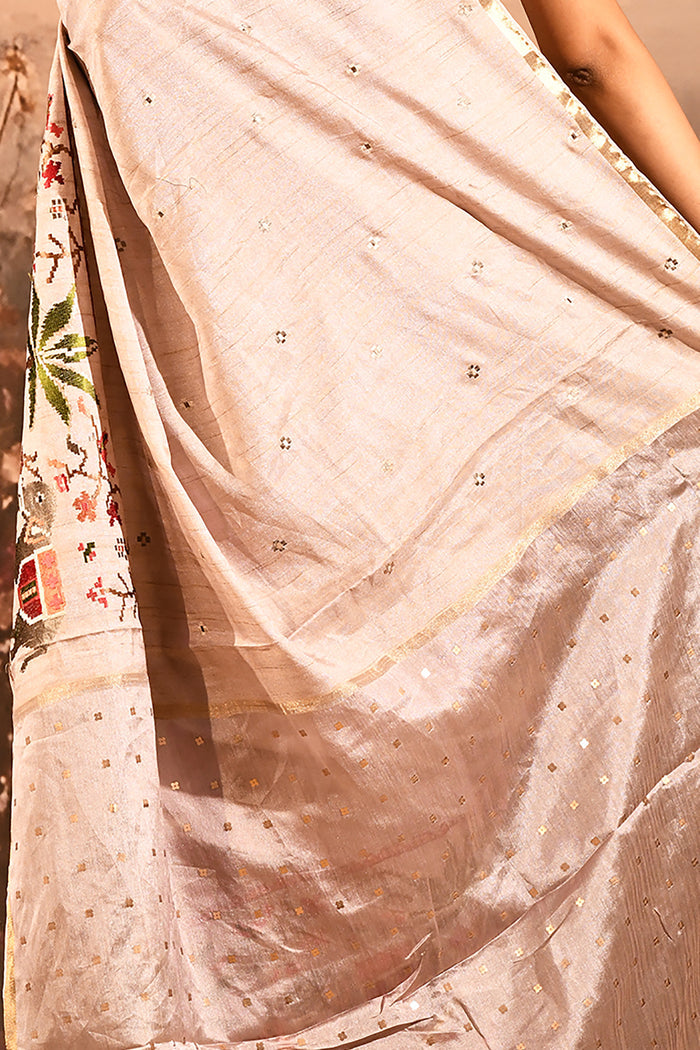 Soft Champagne With Paithani Style Elephant Motif Border Designer Saree