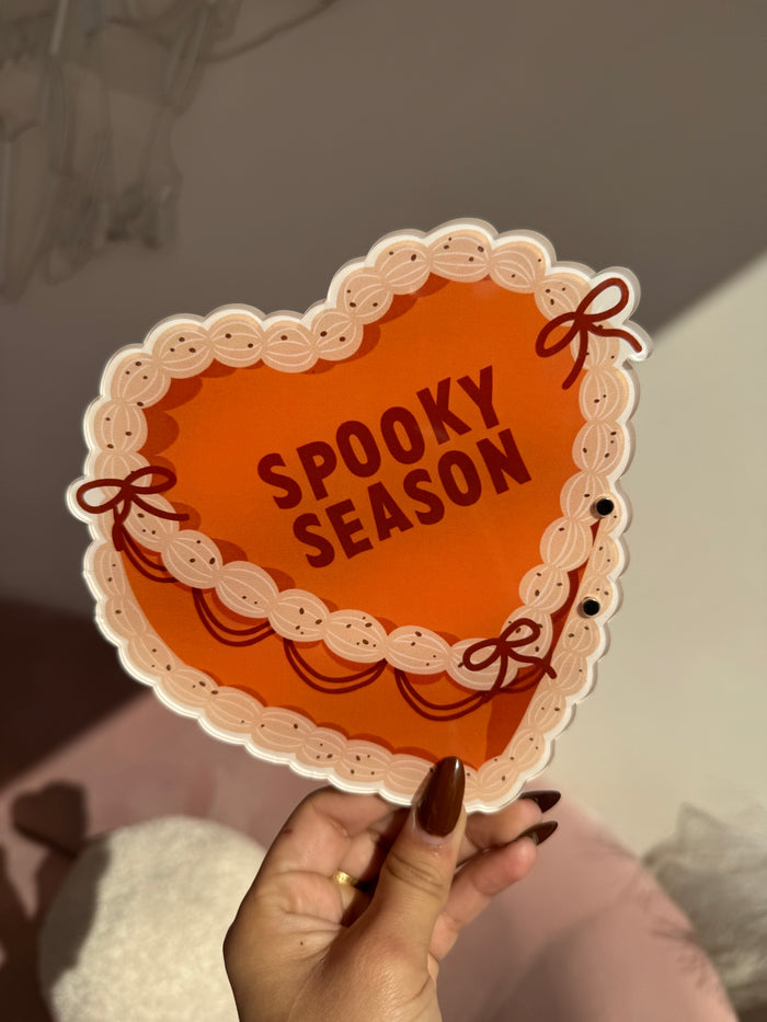 Spooky season cake lash tile