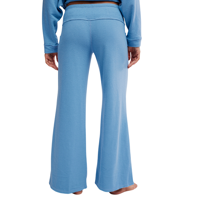 Staycation Lounge Pant in Blissful Blue - Madison's Niche