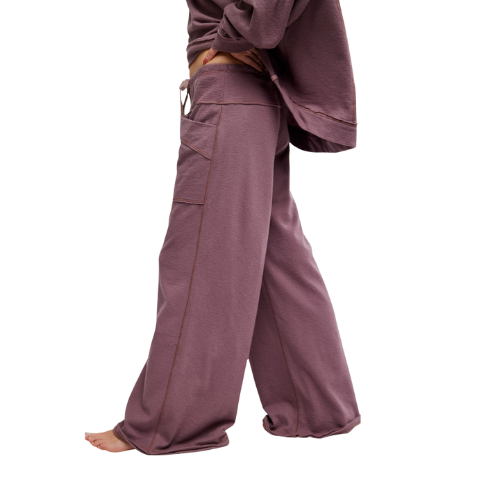 Staycation Lounge Pant in Elderberry Tea - Madison's Niche