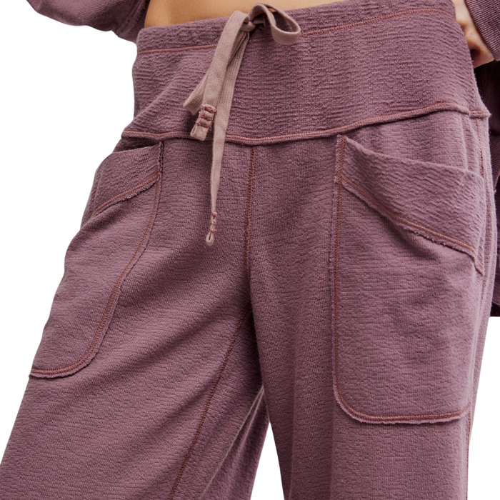 Staycation Lounge Pant in Elderberry Tea - Madison's Niche