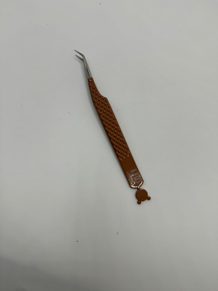 Teddy Tweezers 🧸
