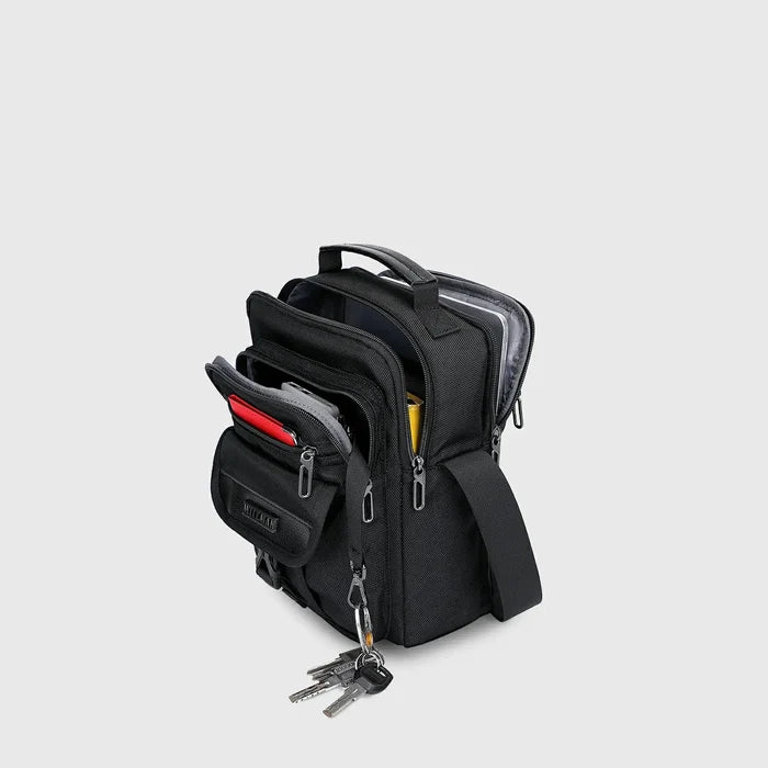 Travel Shoulder Bag Lightweight Small Casual Messenger Bag, adjustable shoulder strap detail