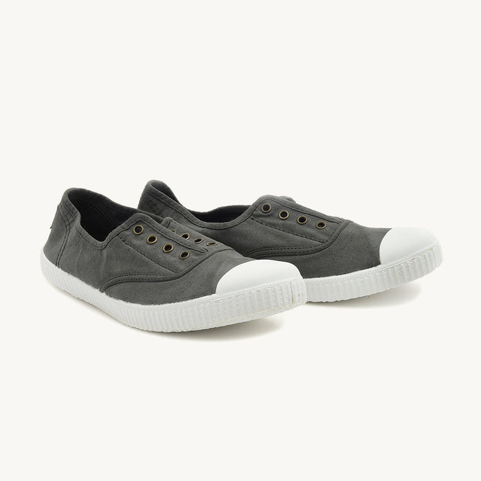 Victoria Charcoal