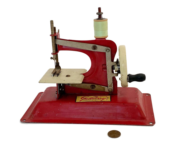 Vintage Toy Sewing Machine, Gateway Junior Model NP-1 at Duckwells