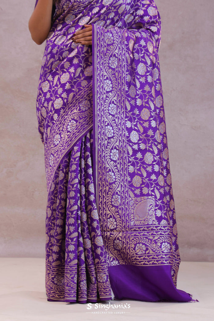 <img> Violet Banarasi Silk Saree With Floral Design