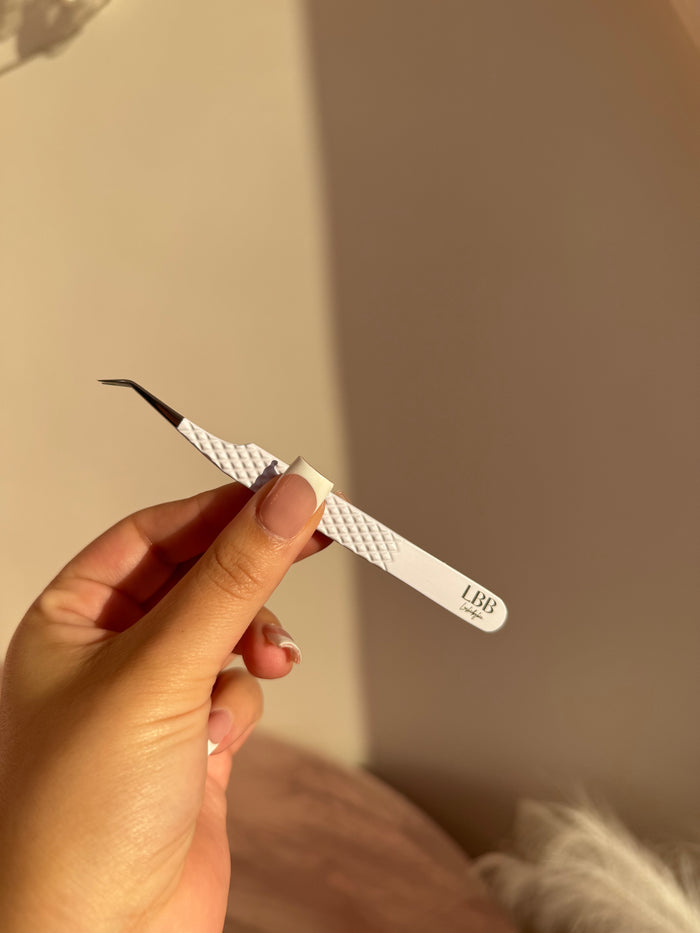 White 45 Degree Isolation Tweezer ✨ fiber tip