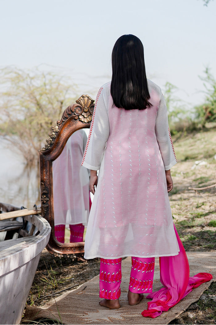 <img> White And Pink Cotton Kurta Set With Hand Embroidery