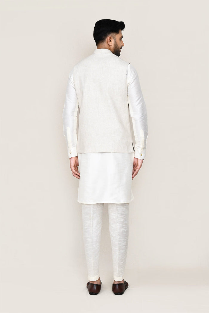 White Cotton Jacket With Design