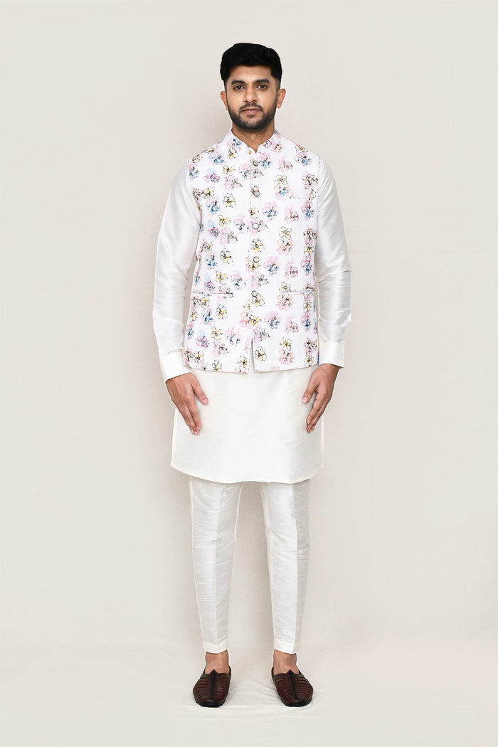 White Cotton Jacket With Threadwork
