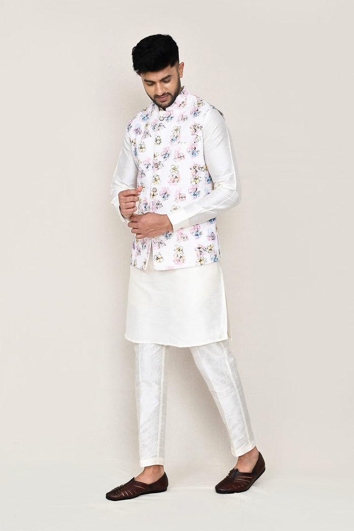 White Cotton Jacket With Threadwork