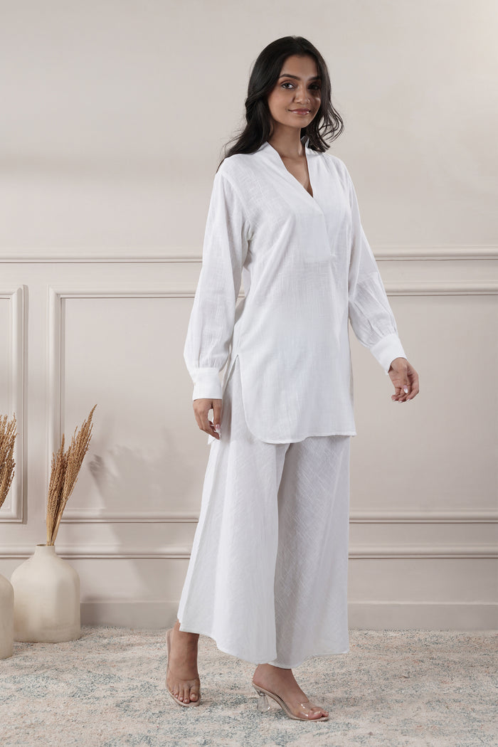 <img> White Cotton Two Piece Suit Set