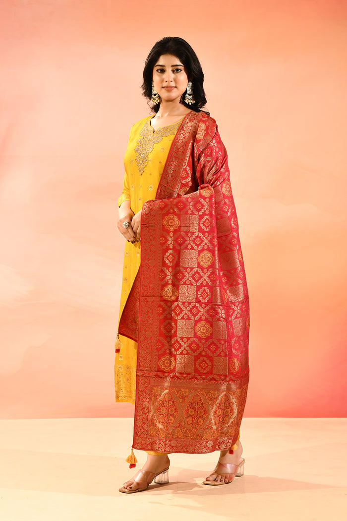 Yellow Butti Silk Blend Staright Cut Set