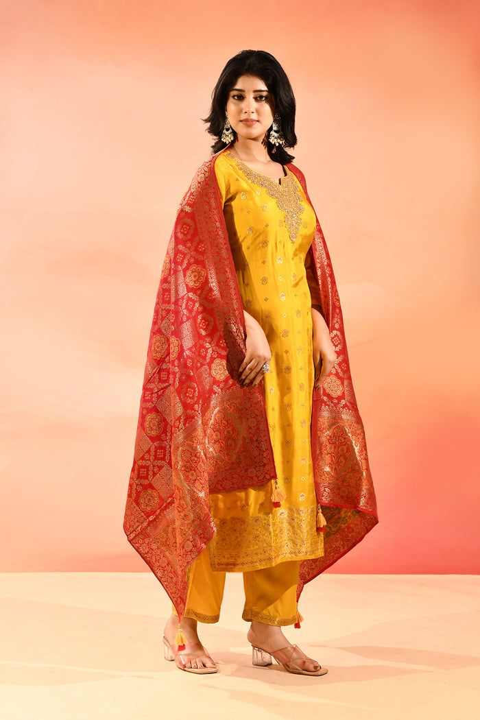 Yellow Butti Silk Blend Staright Cut Set