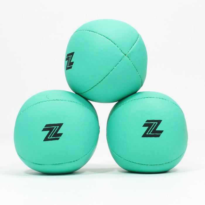 Zeekio Nova Juggling Ball Set - Stretch Bean Bag 4 Panel 120g Ball - Set of 3 Balls — view 2